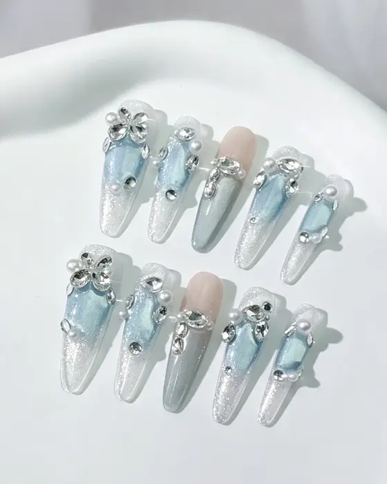 蔚蓝星河